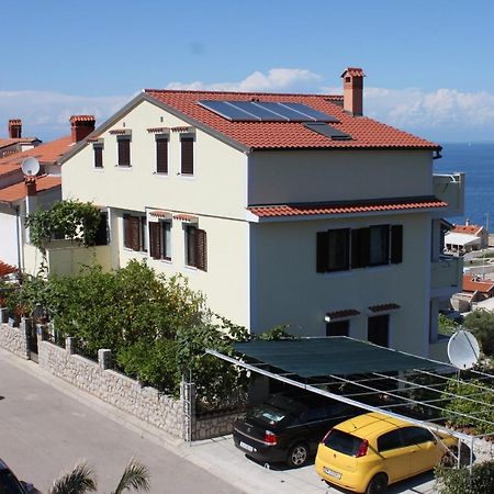 Apartments With A Parking Space Mali Losinj Exterior photo