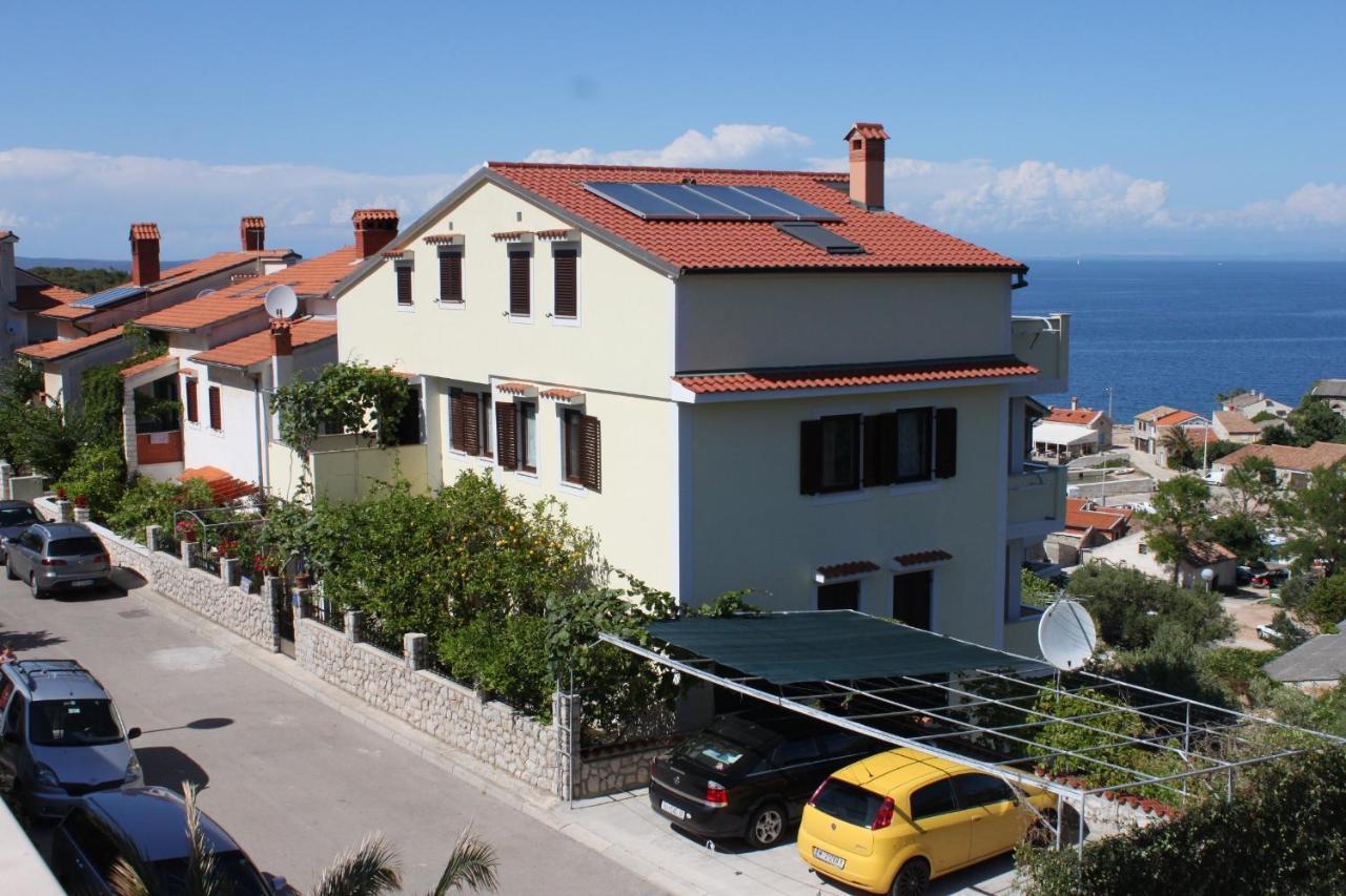 Apartments With A Parking Space Mali Losinj Exterior photo